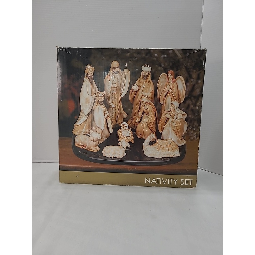 Vintage Kirkland's Porcelain Navitivy Set 11 Pieces #071371 Christmas  Jesus